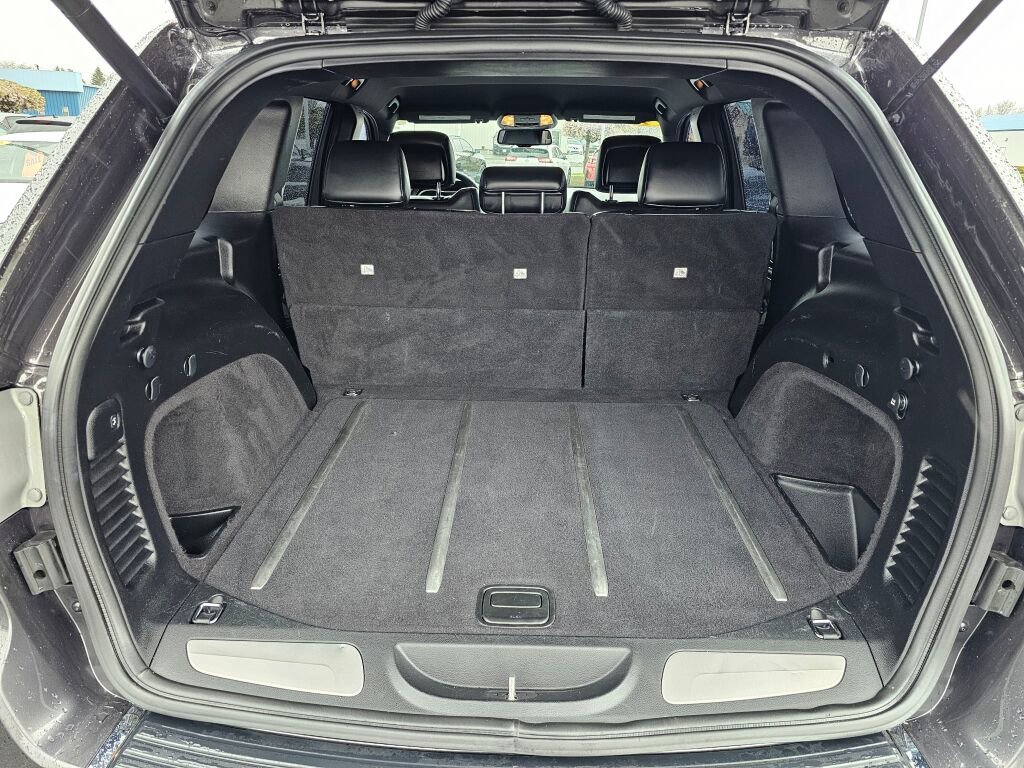 Used 2015 Jeep Grand Cherokee Limited AWD/4WD image 29