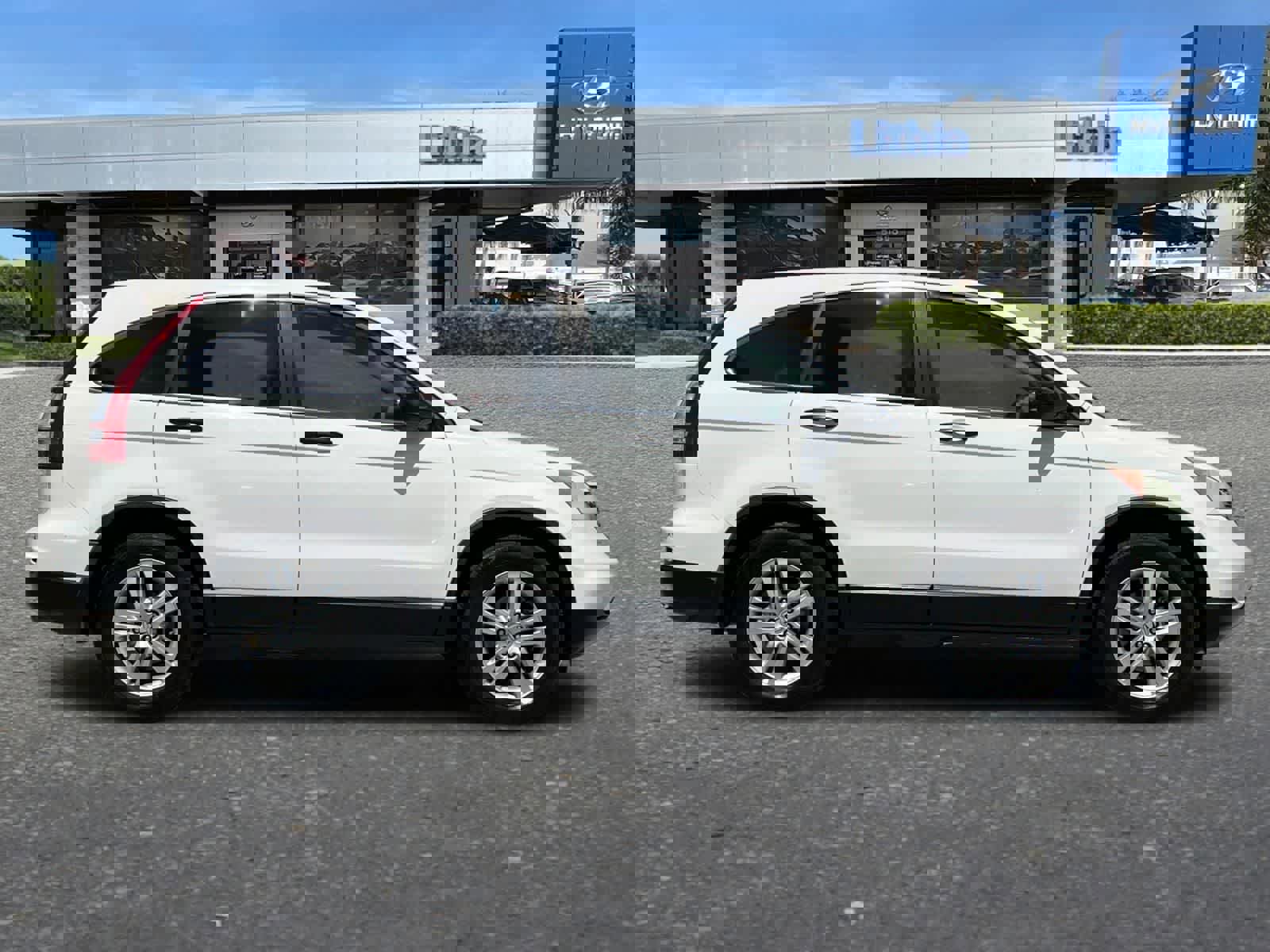 Used 2011 Honda CR-V EX image 9