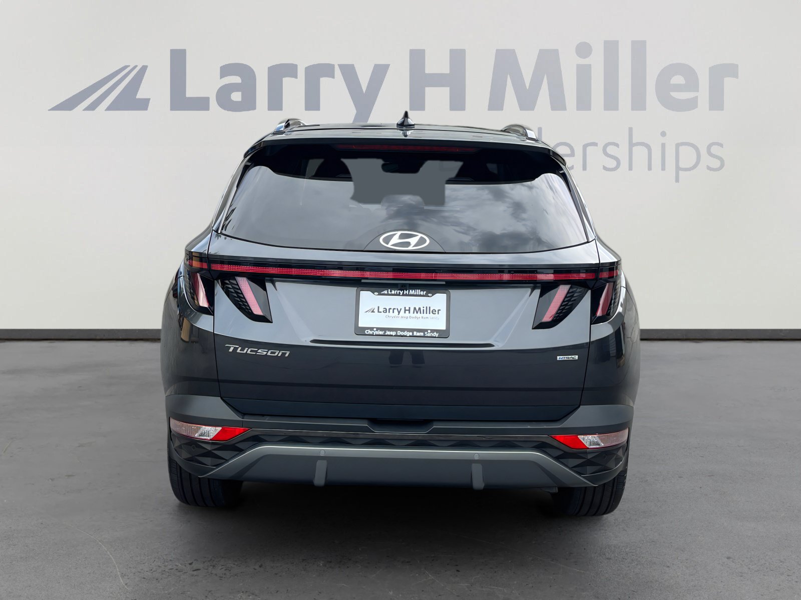 Used 2024 Hyundai Tucson Limited AWD/4WD image 4