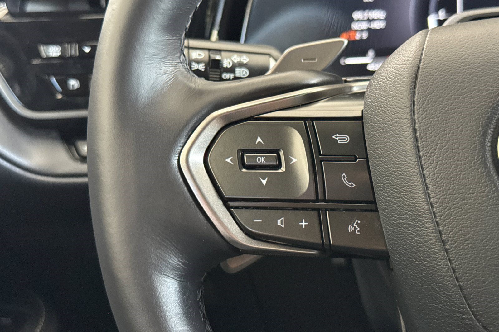 Certified 2026 Lexus TX 350 AWD w/ Technology Package image 32