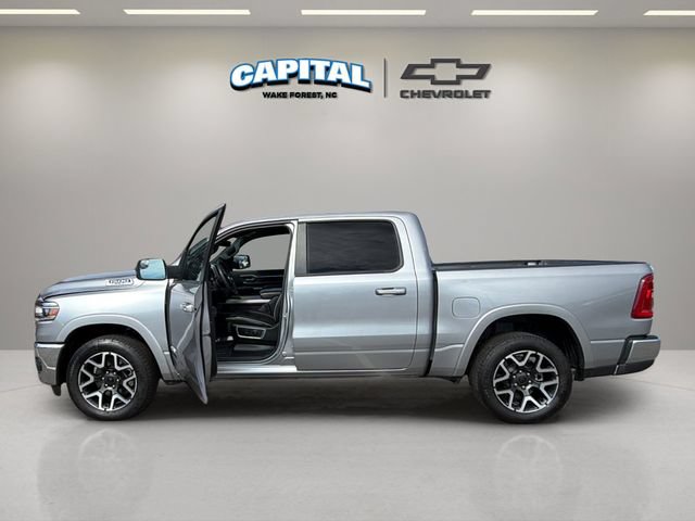 Used 2025 RAM 1500 Laramie AWD/4WD image 13