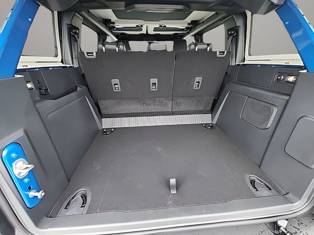 New 2026 Ford Bronco Badlands image 9