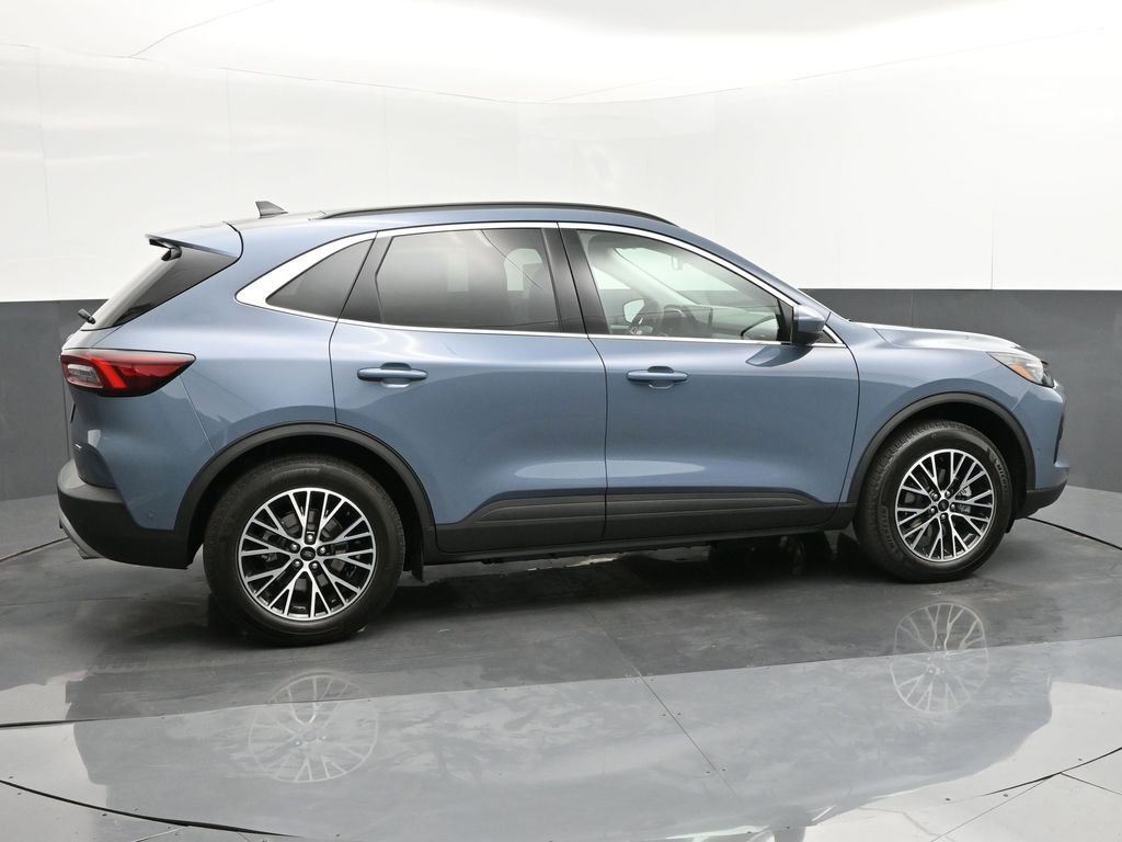 New 2024 Ford Escape SE w/ PHEV Premium Package image 7