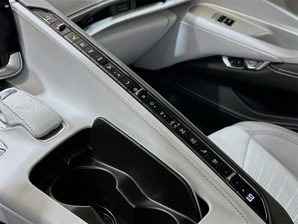 Used 2023 Chevrolet Corvette Stingray Premium Cpe w/ Z51 Performance Package image 15
