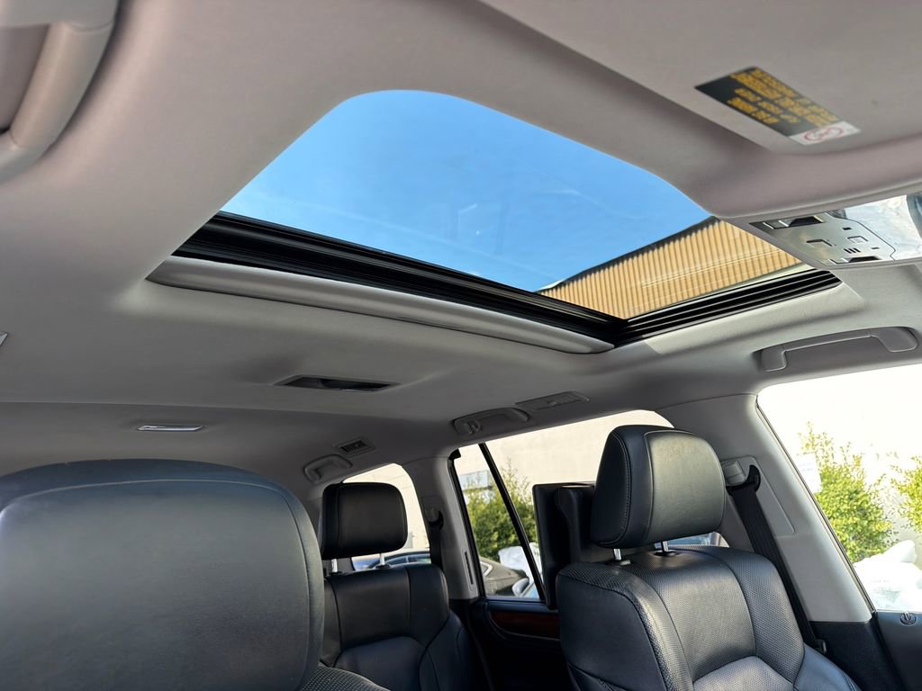 Used 2018 Lexus LX 570 4WD image 14