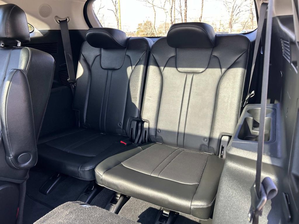 Used 2022 Kia Sorento SX image 11