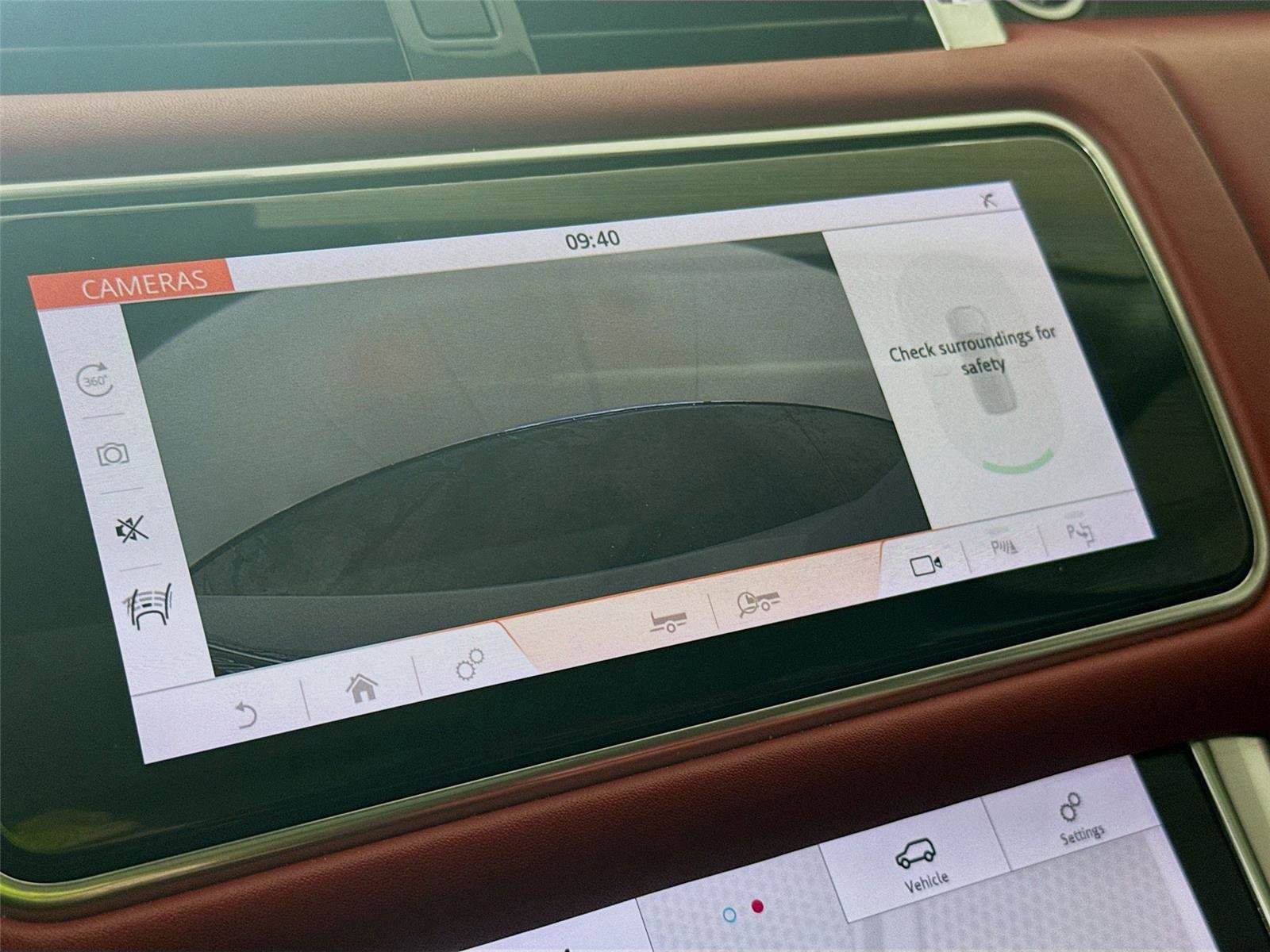 Used 2018 Land Rover Range Rover Sport Supercharged image 10