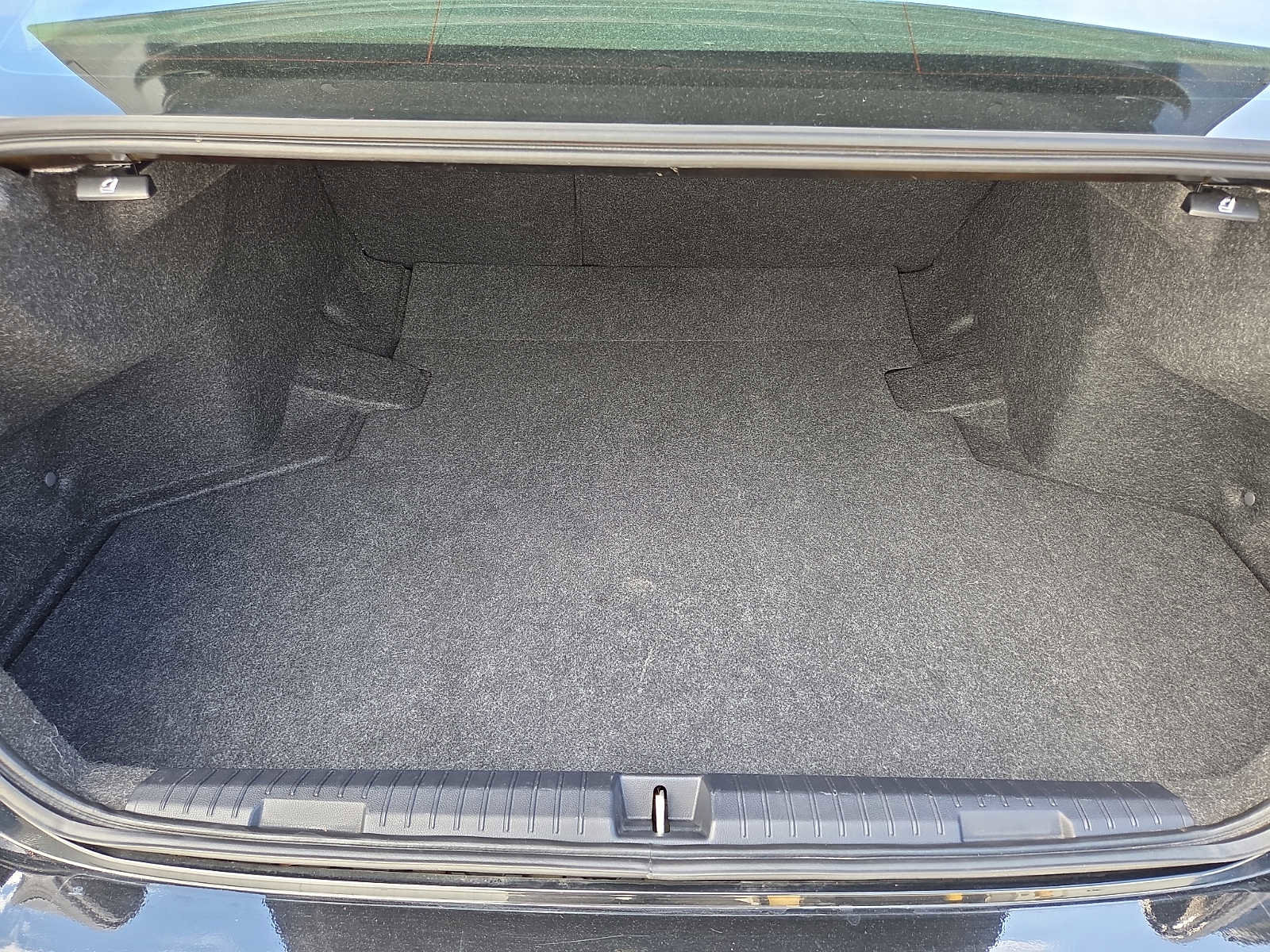 Used 2020 Subaru Legacy Premium image 26