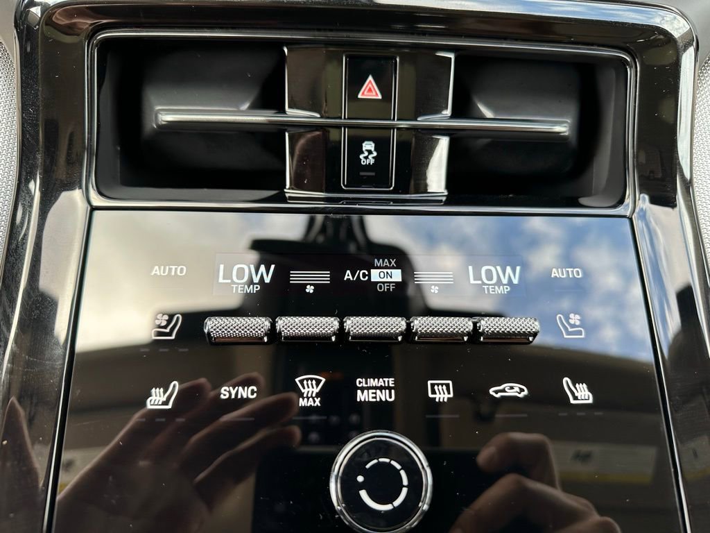 Used 2025 Porsche Panamera 4 image 18