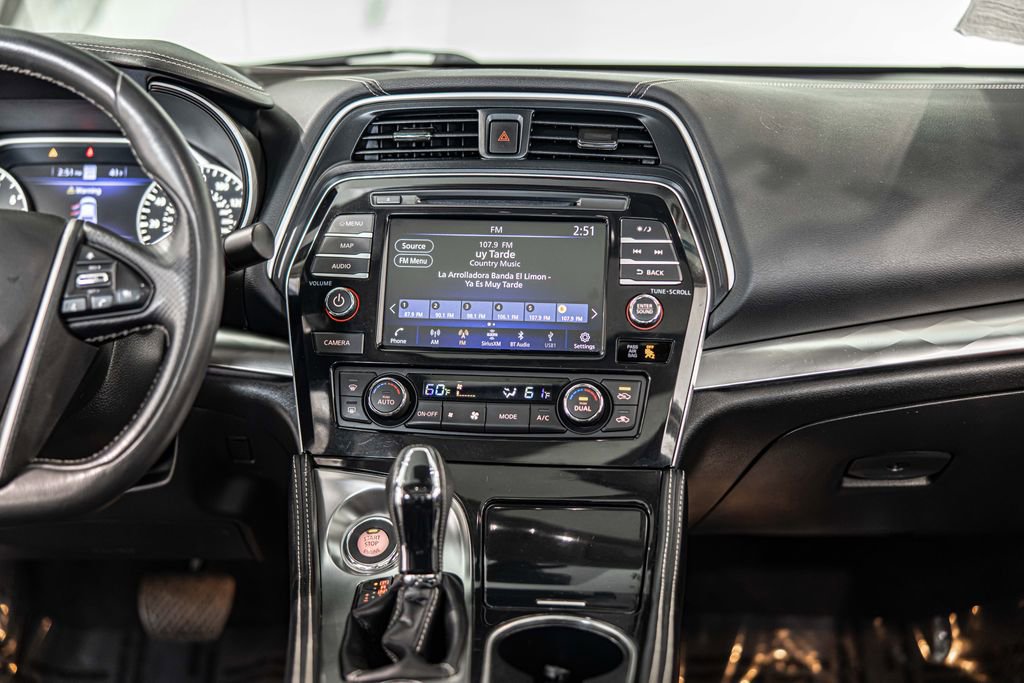 Used 2023 Nissan Maxima SL FWD image 39