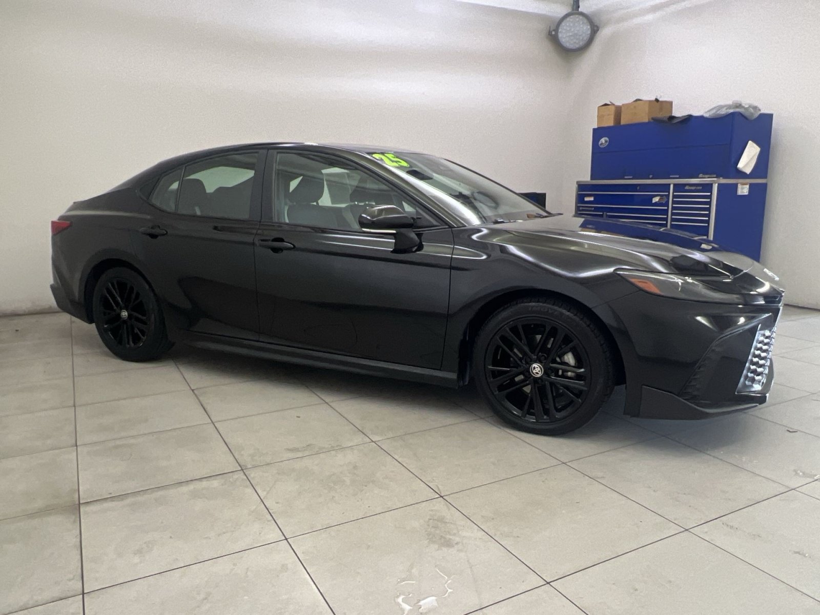 Used 2025 Toyota Camry SE FWD image 10