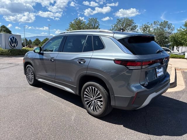 Certified 2025 Volkswagen Tiguan S AWD/4WD image 4