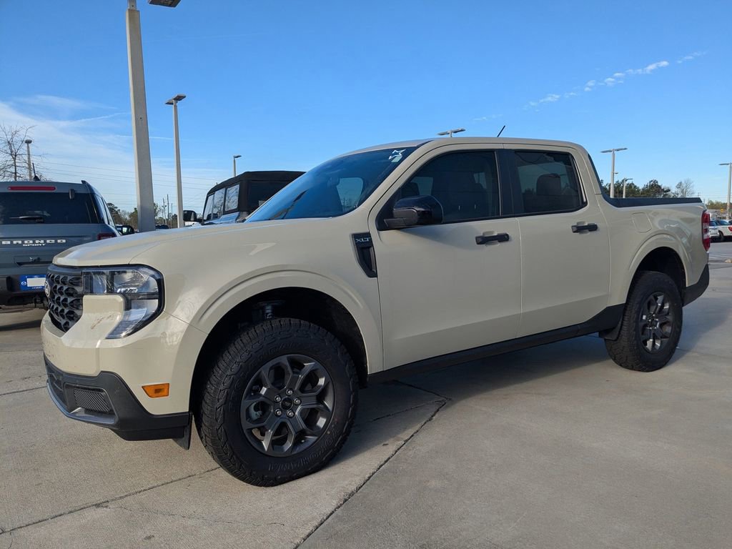 New 2025 Ford Maverick XLT w/ XLT Luxury Package image 30