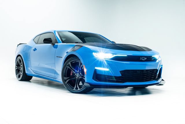 Used 2022 Chevrolet Camaro SS RWD image 5