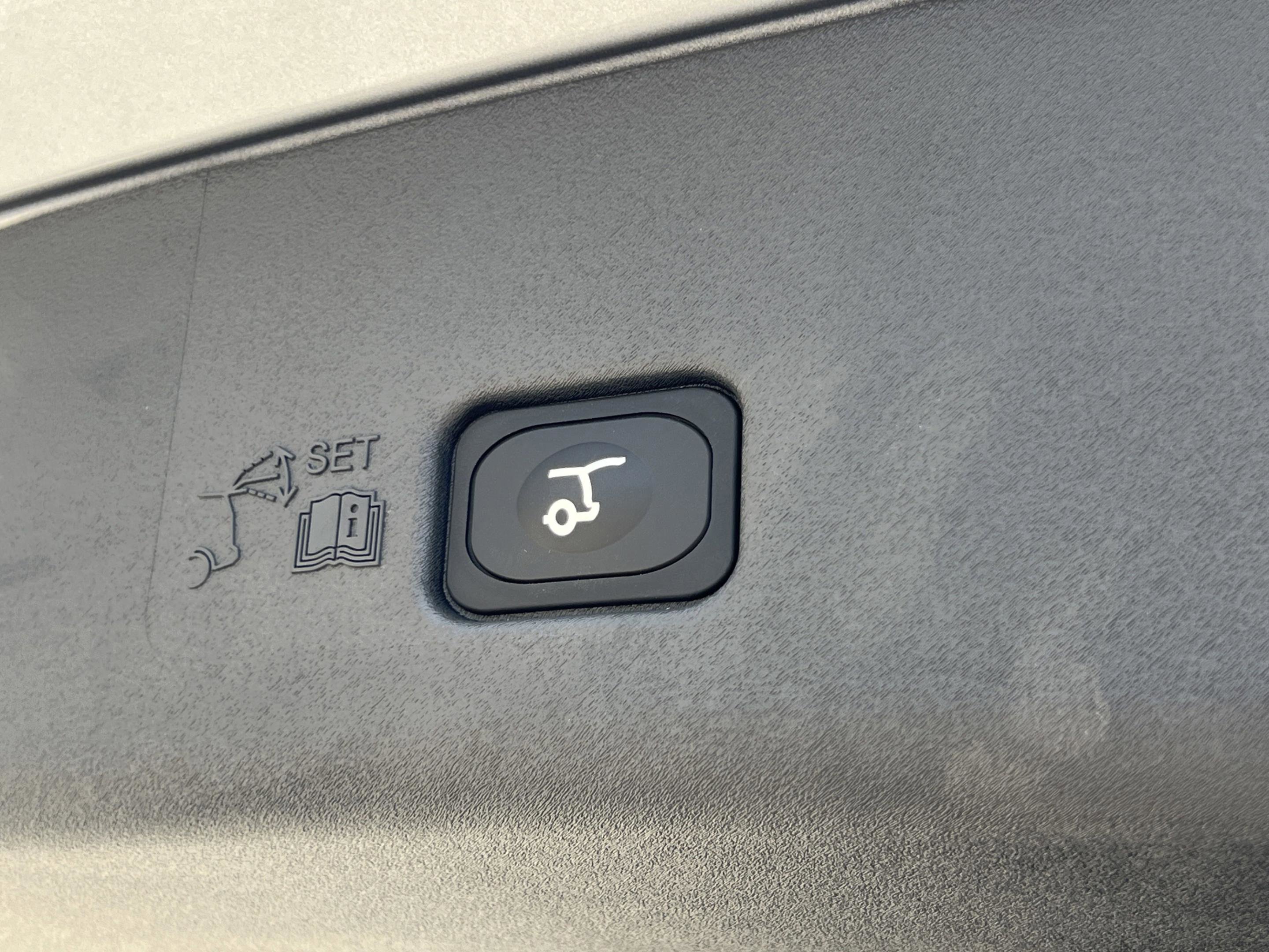 New 2025 Lincoln Nautilus Reserve w/ Jet Appearance Package image 31