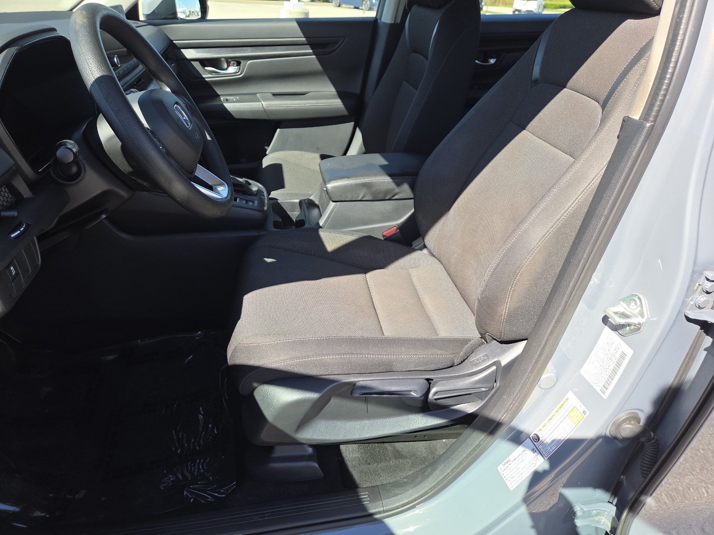 Used 2024 Honda CR-V LX image 17