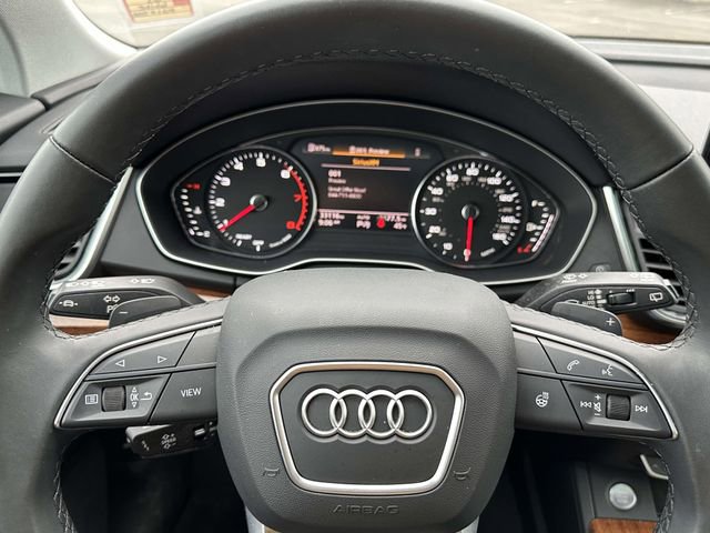 Used 2023 Audi Q5 2.0T Premium w/ Convenience Package image 24