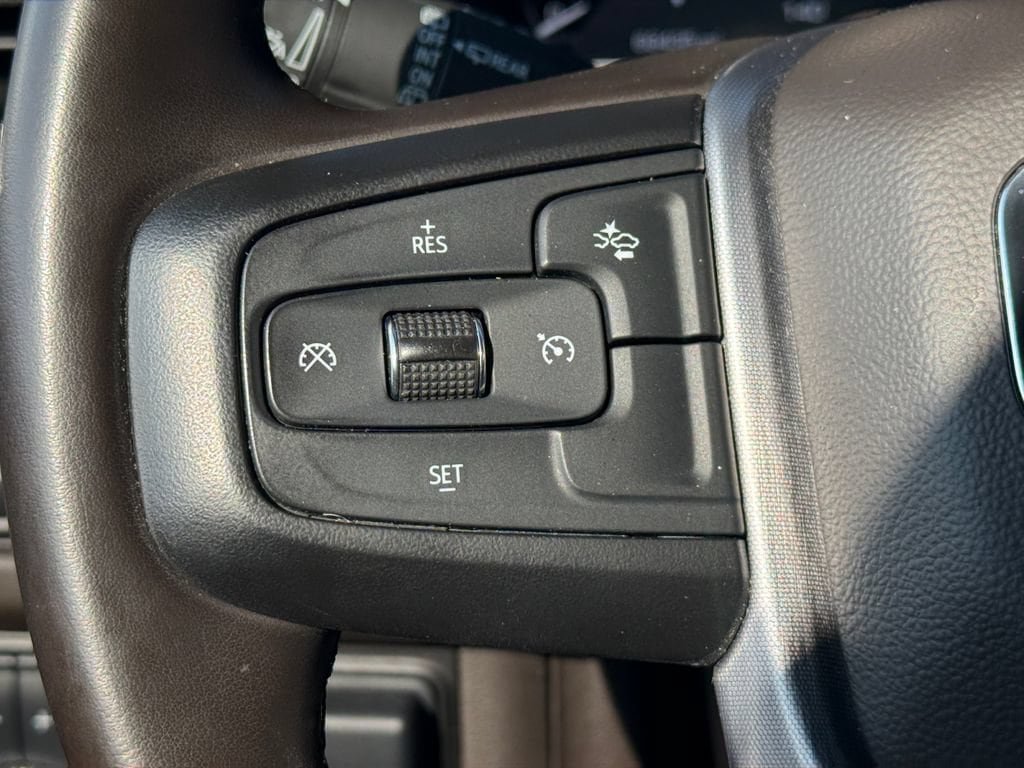 Used 2023 GMC Yukon SLT w/ Max Trailering Package AWD/4WD image 24