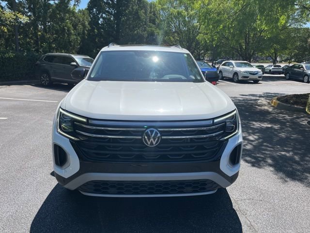 Used 2024 Volkswagen Atlas Peak Edition SEL image 42