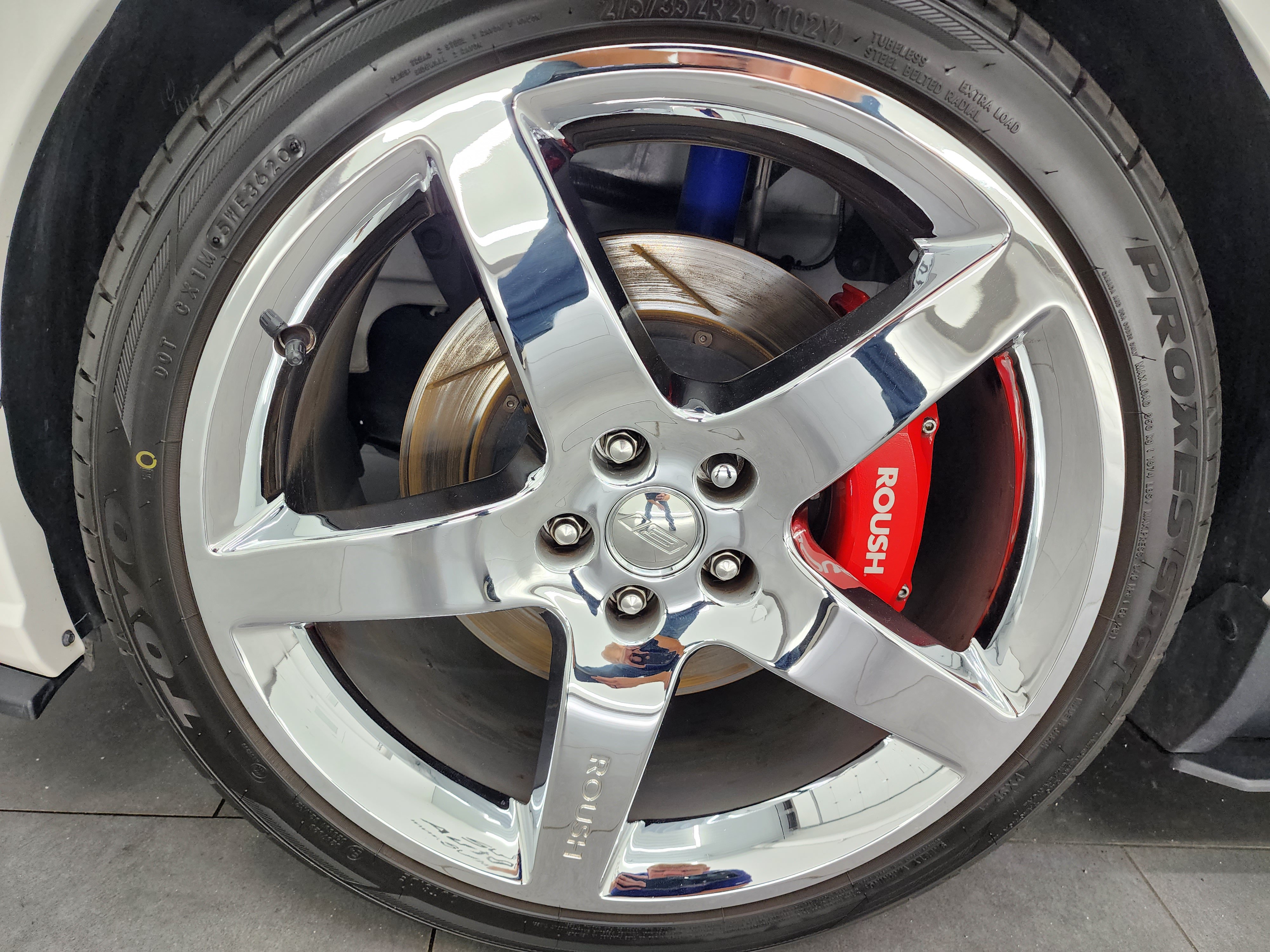 Used 2012 Ford Mustang GT Premium w/ HID Headlamps & Security Pkg RWD image 43