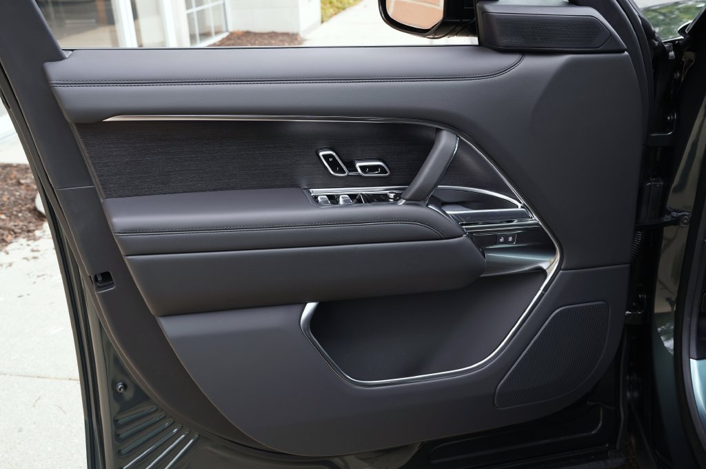 New 2026 Land Rover Range Rover SE AWD/4WD image 10