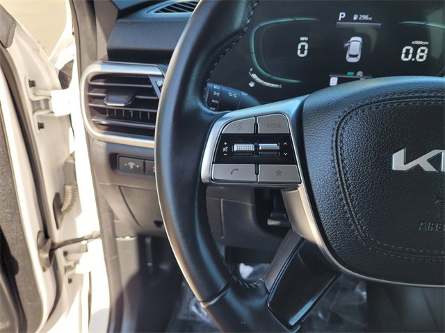 Used 2024 Kia Telluride LX image 19