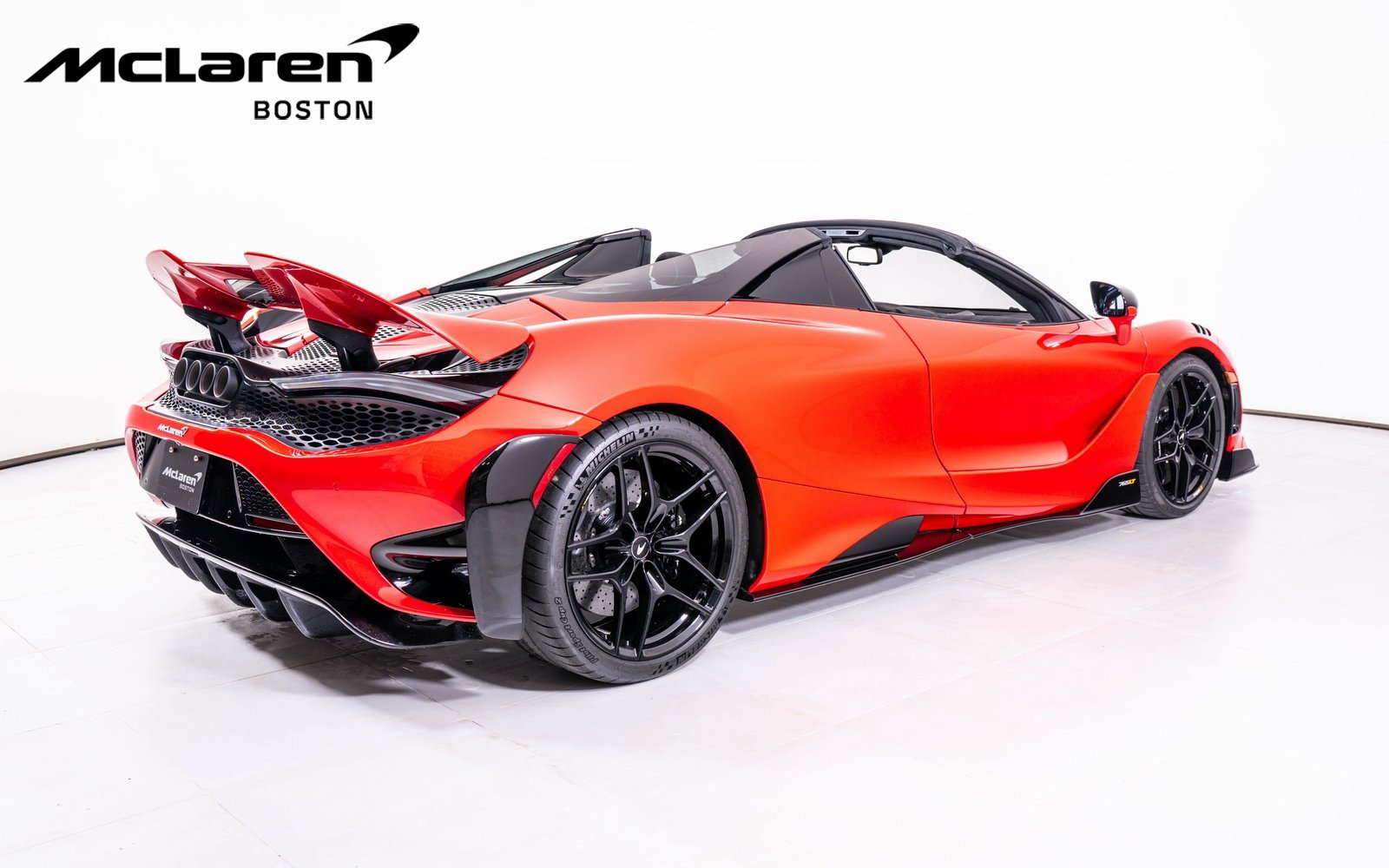 Used 2022 McLaren 765LT image 7