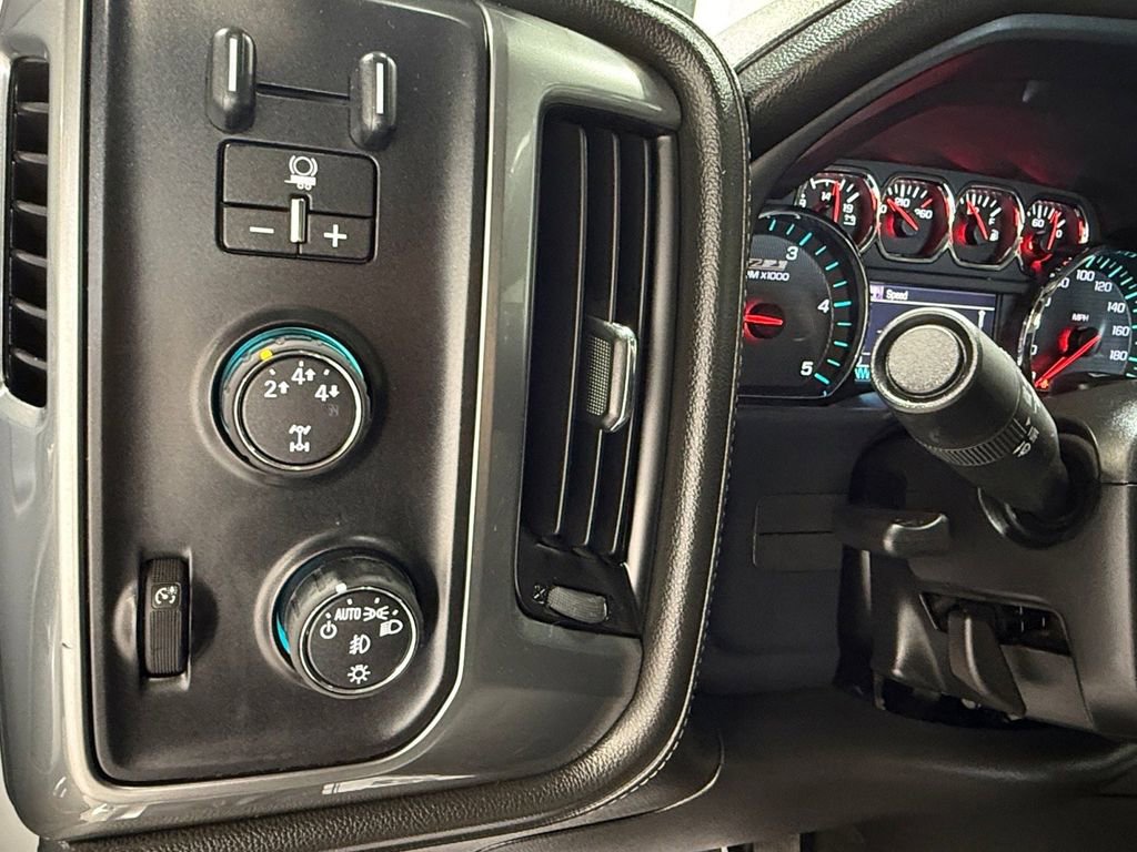 Used 2016 Chevrolet Silverado 2500 LTZ w/ LTZ Plus Package image 37