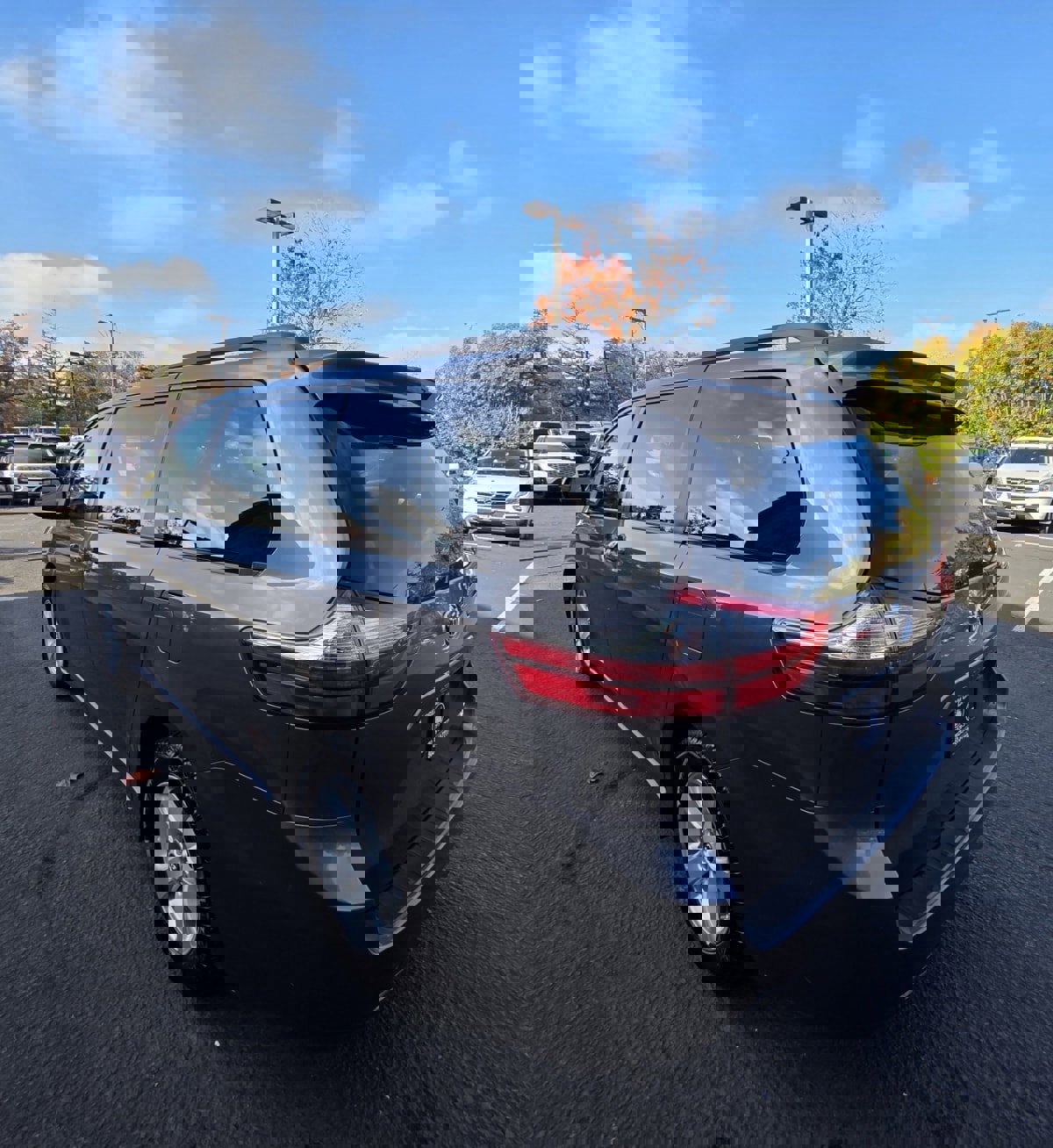 Used 2018 Toyota Sienna LE FWD image 4