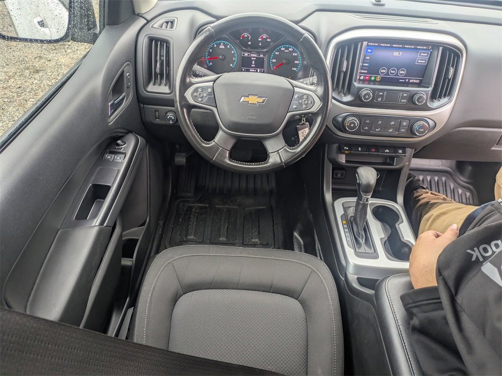 Used 2022 Chevrolet Colorado LT w/ Fleet Safety Package image 15