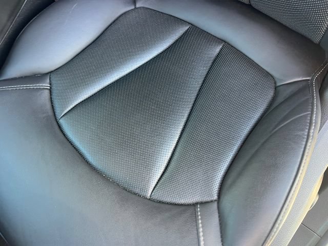 Used 2020 Buick Envision Essence AWD/4WD image 11