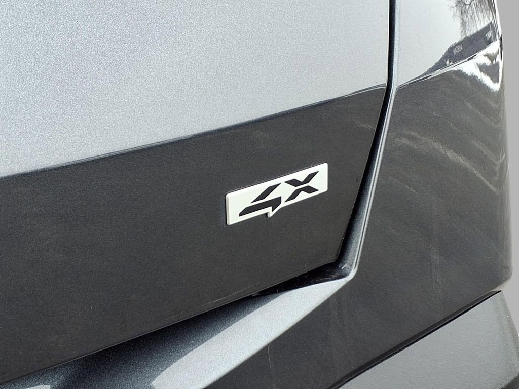 Used 2024 Kia Sorento S image 21