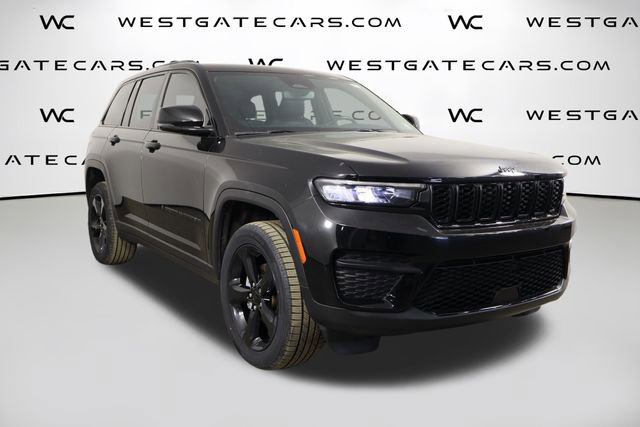 Used 2022 Jeep Grand Cherokee Altitude image 40
