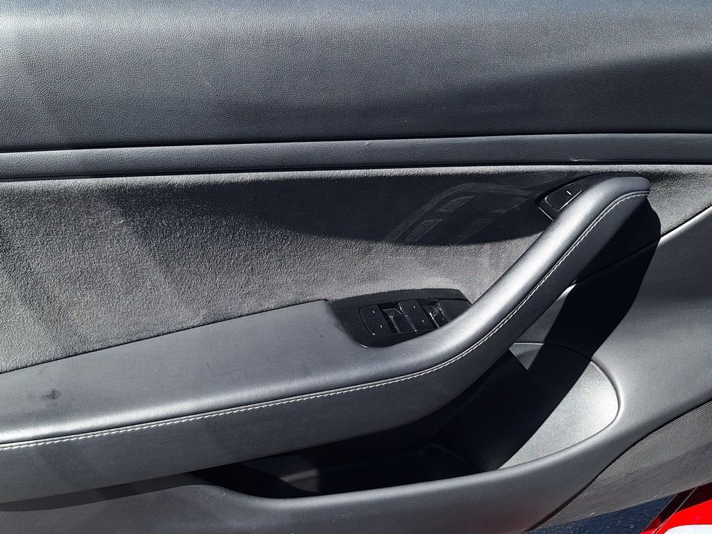 Used 2019 Tesla Model 3 Long Range image 8