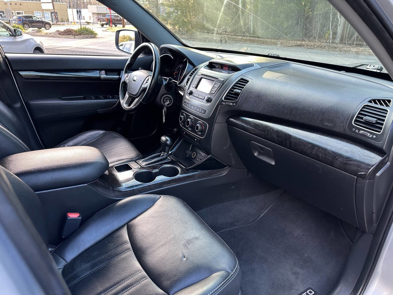 Used 2015 Kia Sorento LX AWD/4WD image 15