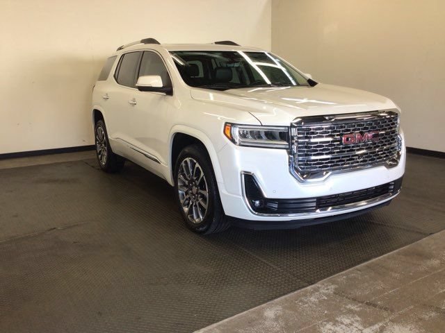 Used 2020 GMC Acadia Denali w/ Denali Ultimate Package AWD/4WD image 1