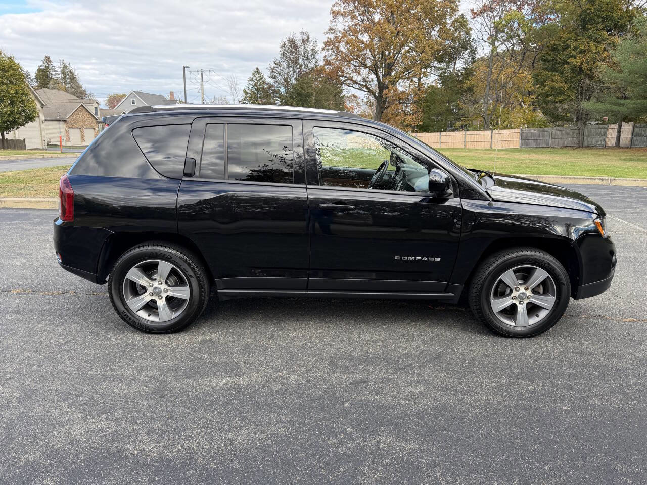 Used 2017 Jeep Compass High Altitude image 12