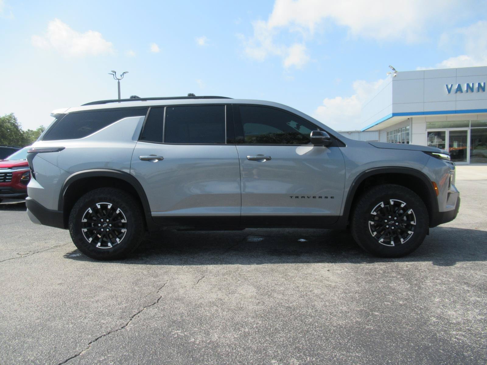 Used 2026 Chevrolet Traverse Z71 AWD/4WD image 5