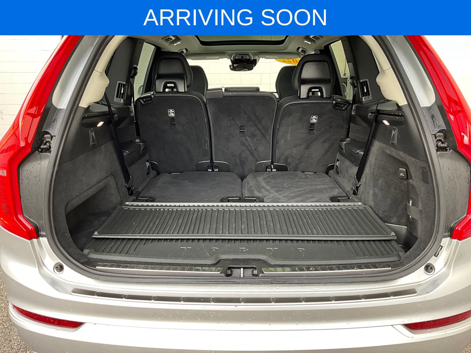 Certified 2022 Volvo XC90 T6 Momentum w/ Advanced Package image 26