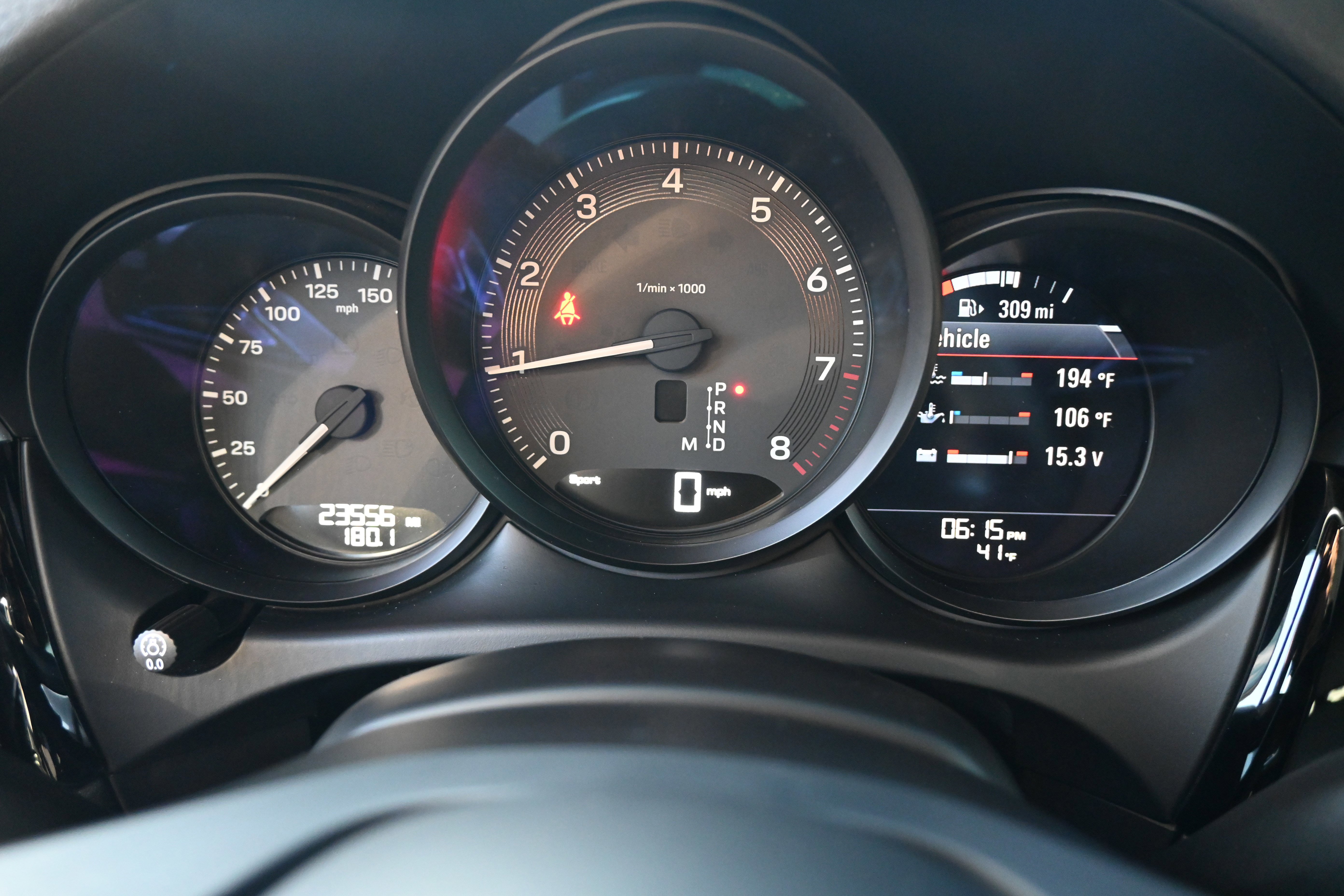 Used 2023 Porsche Macan image 22