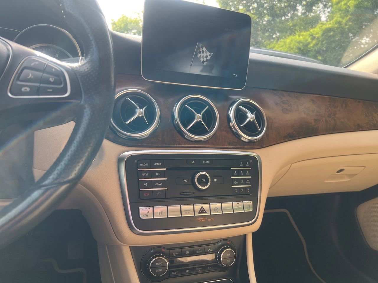 Used 2018 Mercedes-Benz GLA 250 4MATIC w/ Convenience Package image 27