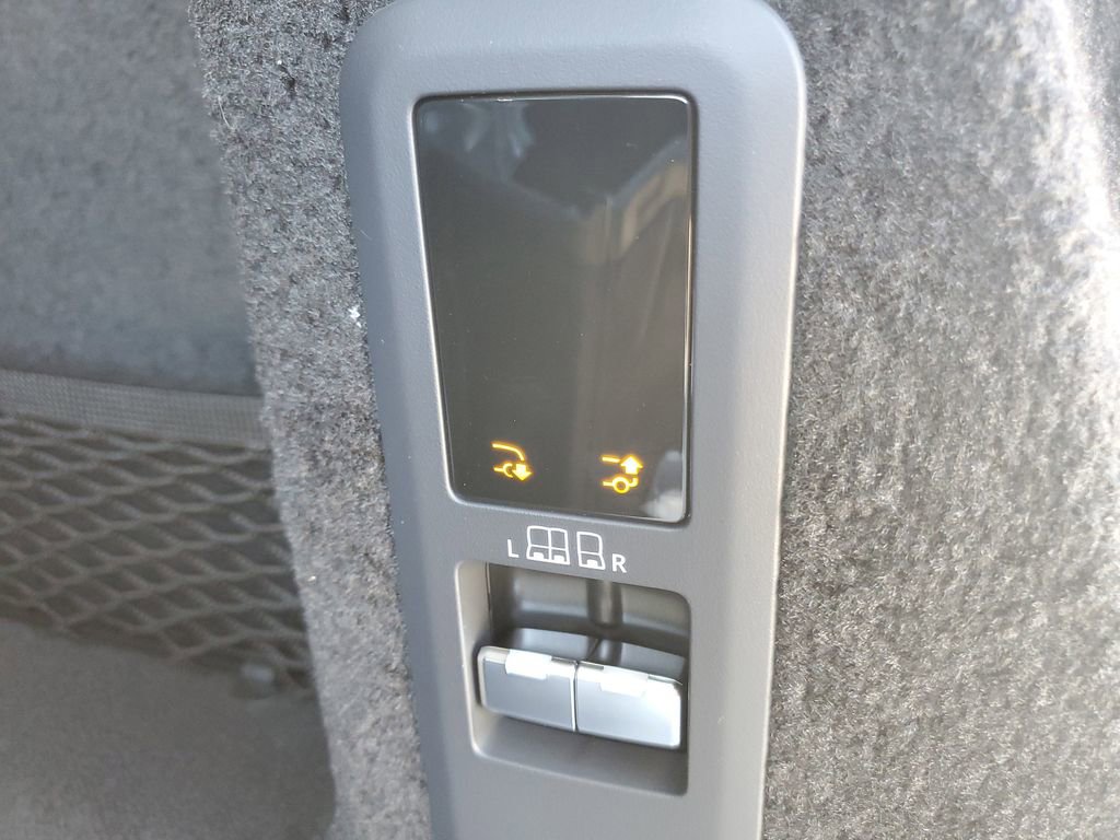 New 2026 Land Rover Range Rover Sport Dynamic SE AWD/4WD image 33