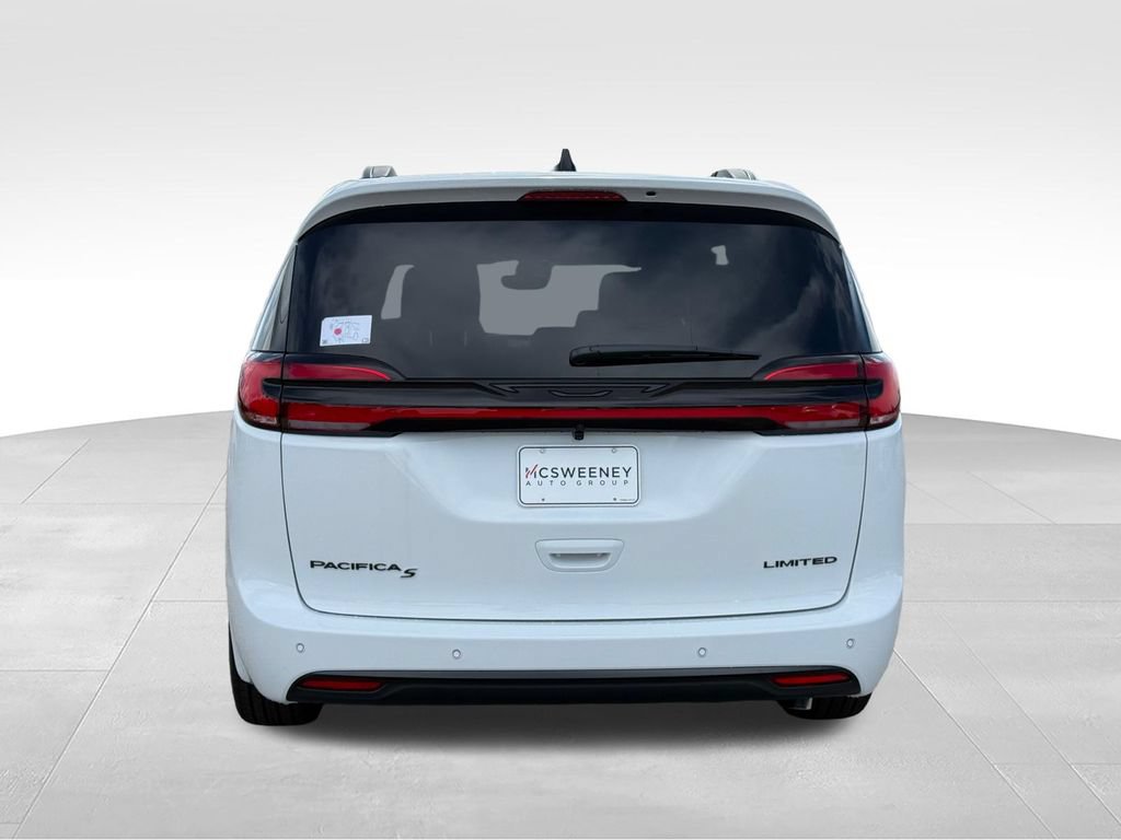 New 2027 Chrysler Pacifica Limited FWD image 26
