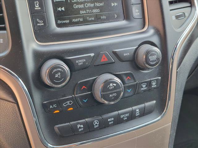 Used 2017 Jeep Grand Cherokee Laredo w/ Quick Order Package 2BE RWD image 15