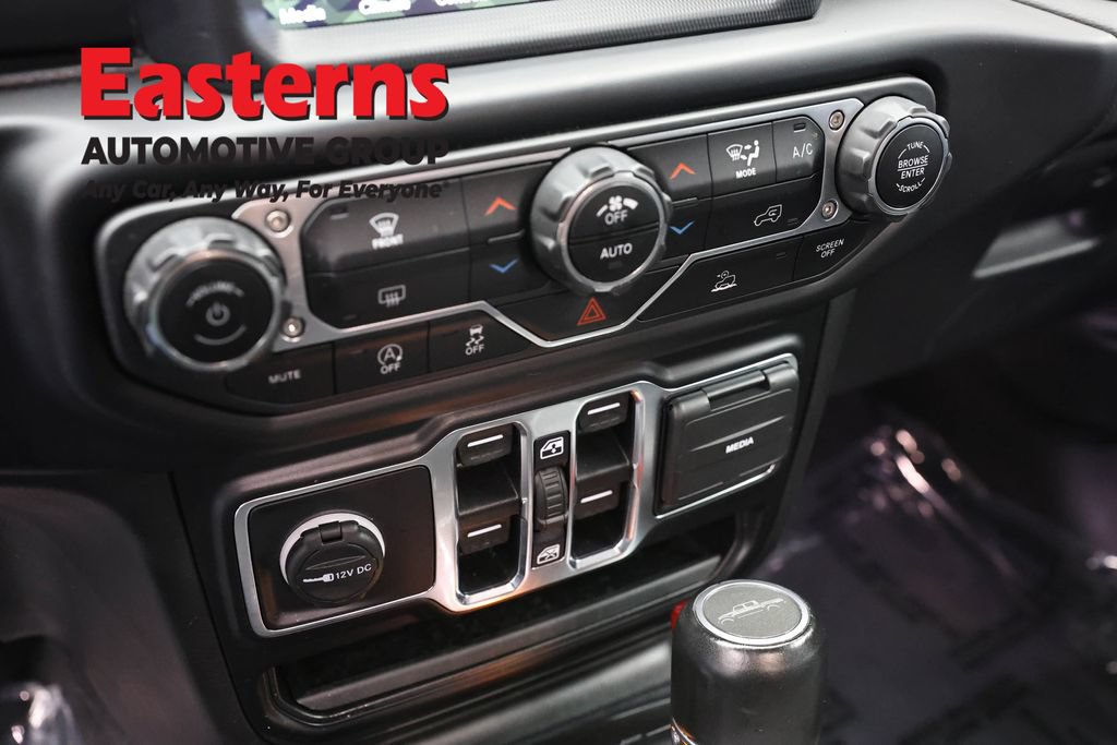 Used 2021 Jeep Gladiator Overland AWD/4WD image 18