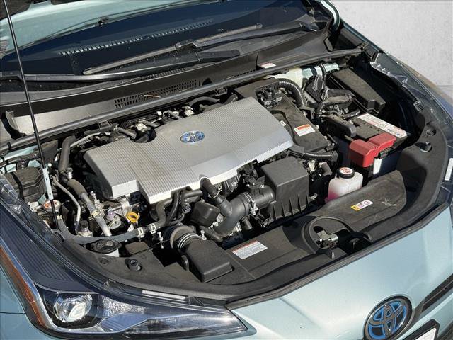 Used 2022 Toyota Prius LE FWD image 18