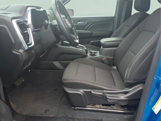 Used 2023 GMC Canyon Elevation w/ Convenience Package AWD/4WD image 18