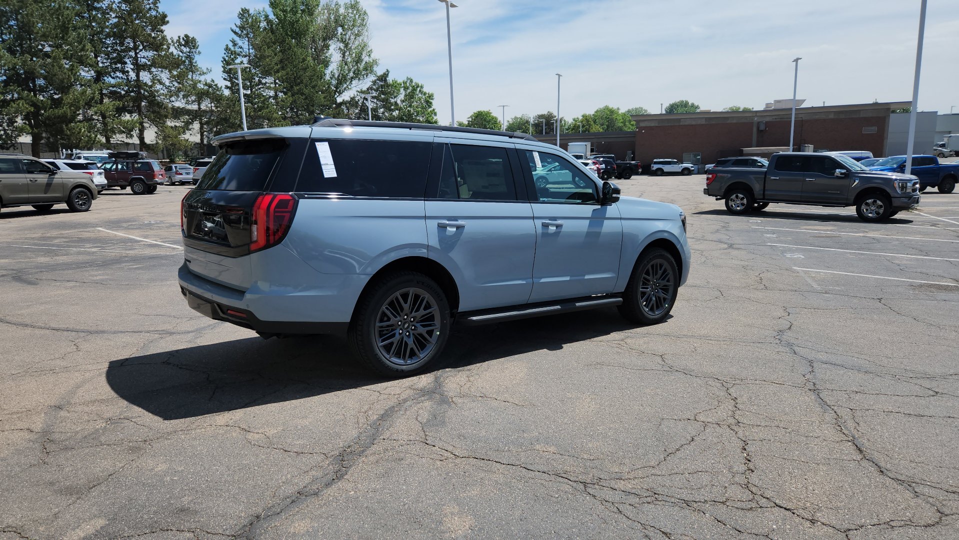 New 2026 Ford Expedition Platinum w/ Stealth Appearance Package AWD/4WD image 14