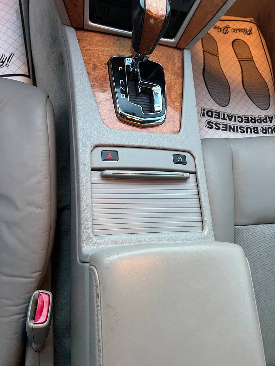 Used 2008 Cadillac STS V8 RWD image 13