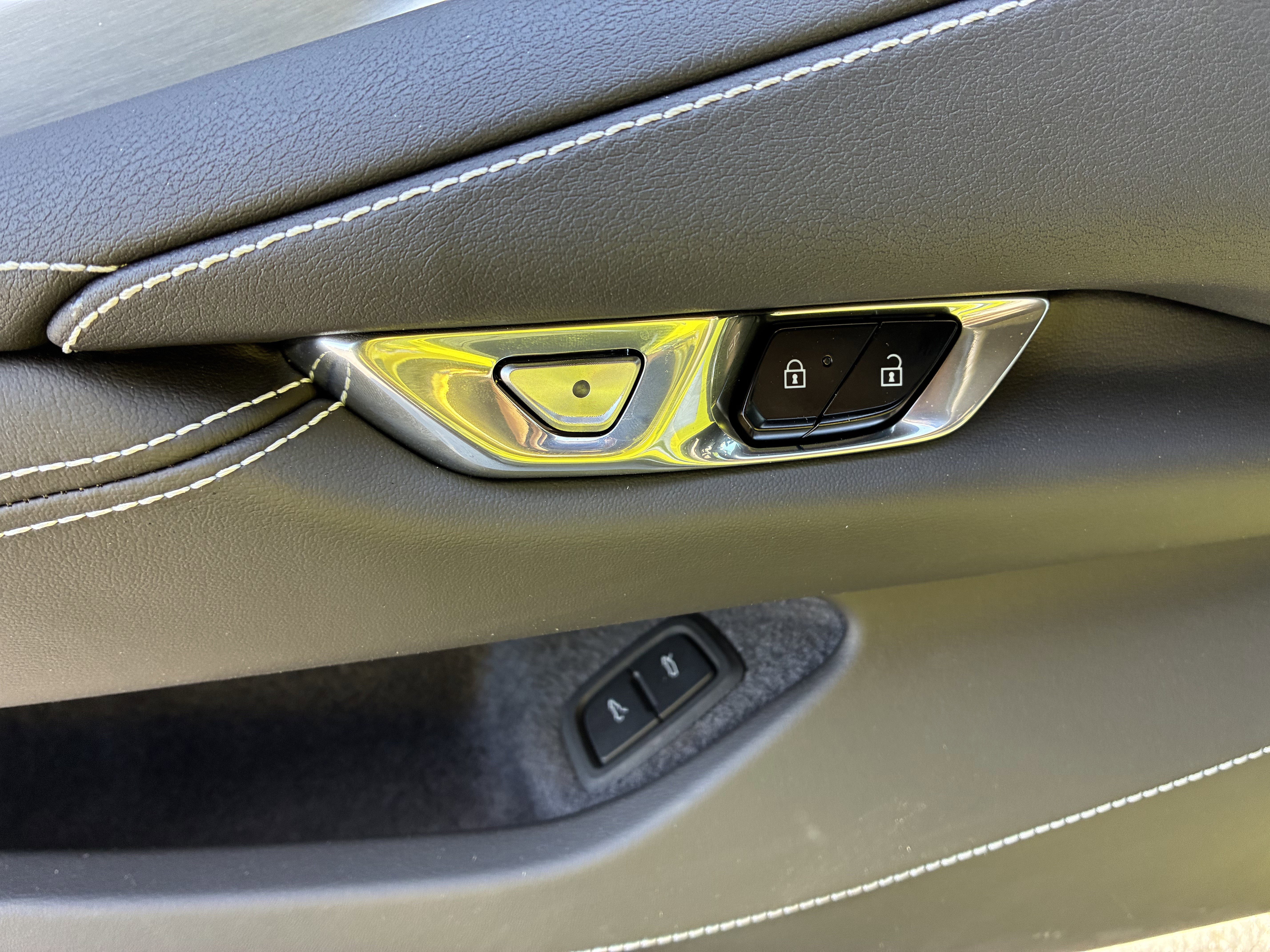 Used 2023 Chevrolet Corvette Stingray Preferred Cpe w/ 2LT RWD image 19